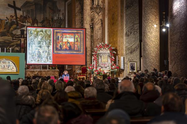 un opera al mese